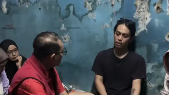 Malam-Mencekam-di-Pejompongan-Dua-Warga-Jadi-Korban-Kerusuhan