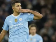 Manchester City Siap Ganti Rodri, Enzo Fernandez dan Bouaddi Jadi Target Utama