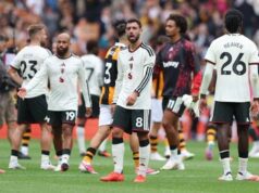 Manchester United Tumbang 0-2, Rooney: Belum Siap Bermain