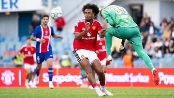 Manchester-United-dan-PSG-Berbagi-Angka-dalam-Uji-Coba-1-1