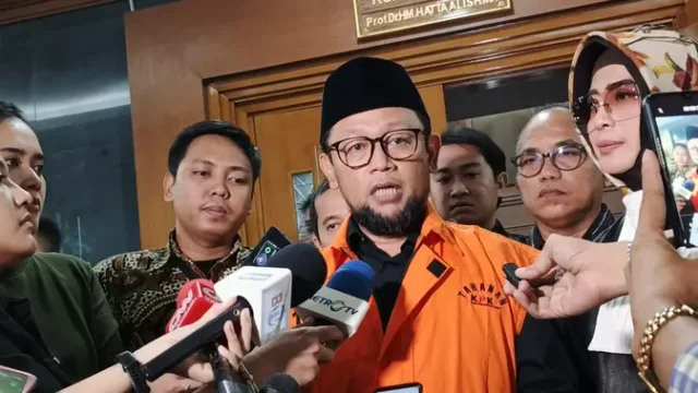 Mantan-Stafsus-Menag-Didakwa-Perkaya-Diri-Rp-936-Miliar-Bantah-Tuduhan-Kezaliman
