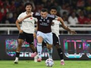 McGinn: Suporter Villa Boleh Impikan Lebih dari Sekadar Final