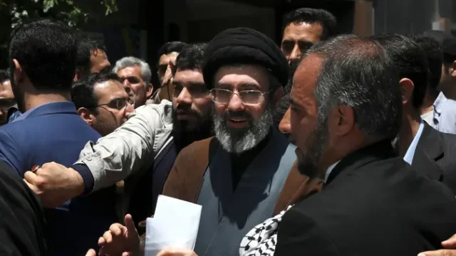 Mojtaba-Khamenei-Tunjuk-Enam-Pemimpin-Tertinggi-Militer-Iran