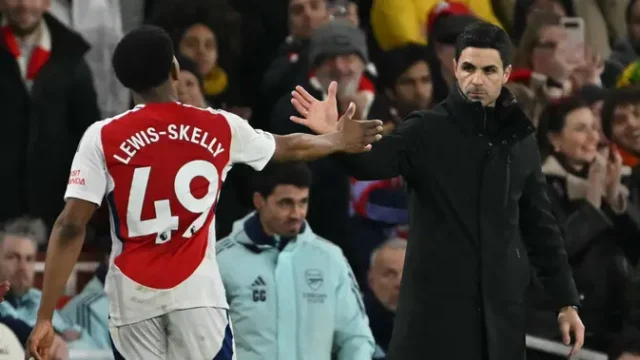 Myles-Lewis-Skelly-Jadi-Buruan-Man-United-dan-Chelsea-Arsenal-Siap-Jual