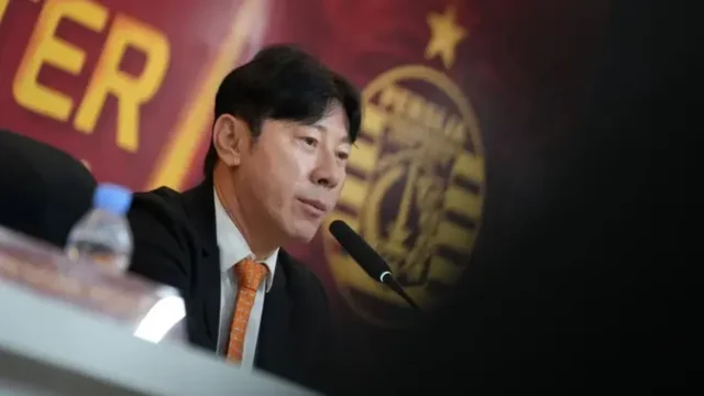 Osmar-Loss-dan-Shin-Tae-yong-Bawa-Trofi-Internasional-ke-BRI-Super-League-20262027