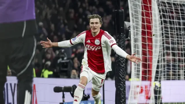 PSG-Resmi-Rekrut-Mika-Godts-Liverpool-Gencar-Buru-Barcola
