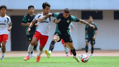 PSIM-Yogyakarta-Uji-Coba-Taktik-Van-Gastel-Soroti-Peluang-Emas-yang-Terlewat