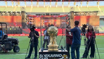 Penonton-Berduyun-Duyun-Padati-GBT-Jelang-Final-Soekarno-Cup-2026