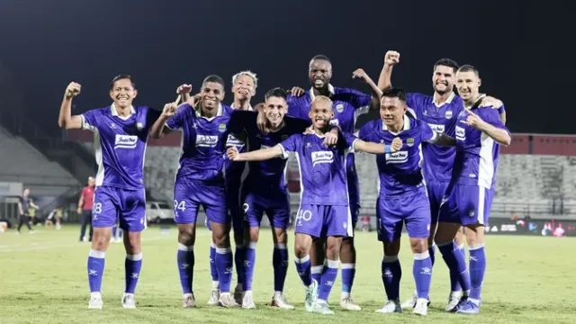Persib-Bandung-Hancurkan-Sabah-FC-3-0-dalam-Dewata-Challenge-Series-2026