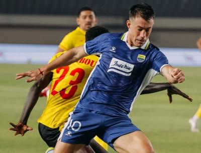 Persib-Bandung-Menang-Tipis-1-0-atas-Manila-Digger-FC-lewat-Gol-Peralta-di-Menit-89