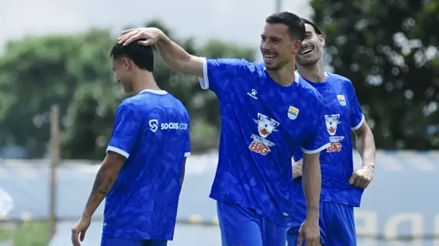 Persib-Bandung-Pimpin-Bursa-Transfer-dengan-Tujuh-Pemain-Timnas-Indonesia
