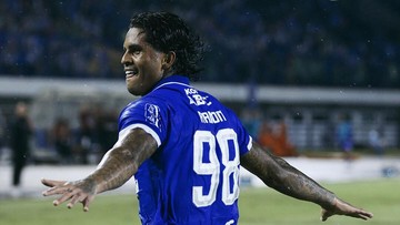 Persib-Bandung-Putuskan-Pinjamkan-Ramon-Tanque-demi-Pemulihan-Karier
