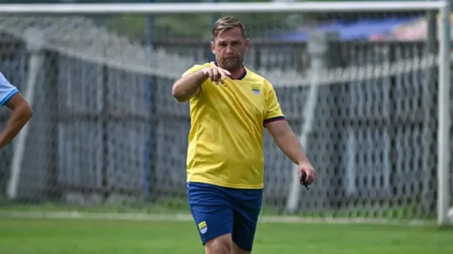 Persib-Bandung-Siap-Bertaruh-Nyawa-Lawan-Manila-Digger-di-Play-off-AFC-CL2-20262027