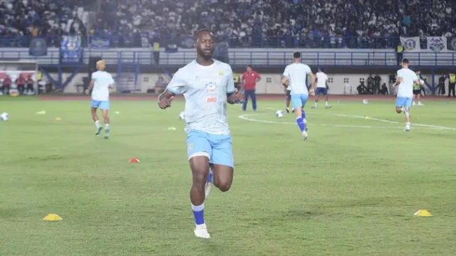 Persib-Bandung-Siap-Hadapi-Sabah-FC-Loncar-Kian-Menyatu-di-Bali
