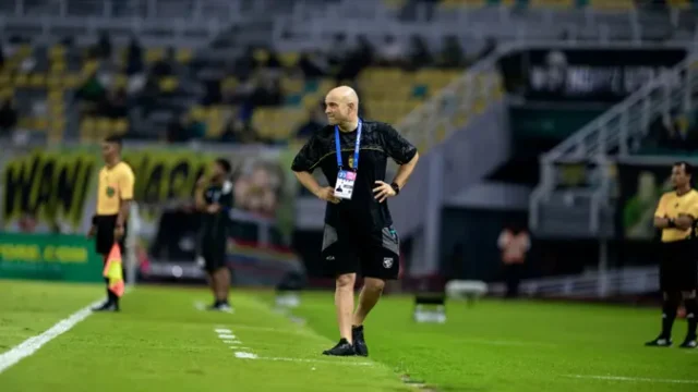 Persib-Unggul-Persebaya-Siap-Lawan-dengan-Semangat-Juang