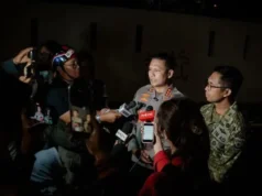 Polisi Bubarkan Demo Depan DPR karena Perusakan dan Pelanggaran Waktu