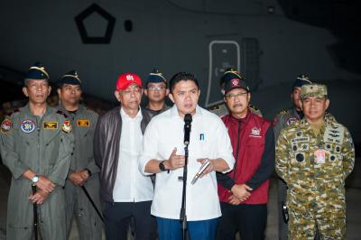Prabowo-Kirim-65-Ton-Bantuan-ke-NTT-Lewat-Lima-Pesawat-TNI-AU