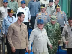 Presiden Prabowo Tinjau Langsung Dampak Gempa di NTT