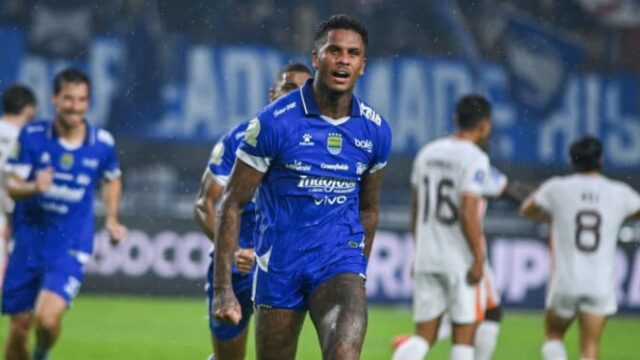 Ramon-Tanque-Beri-Peringatan-Terakhir-Sebelum-Keluar-dari-Persib