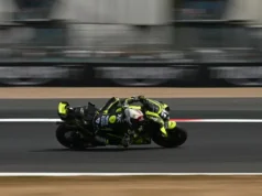 Raul Fernandez Juara MotoGP Inggris 2026, Aprilia Sapiu Podium