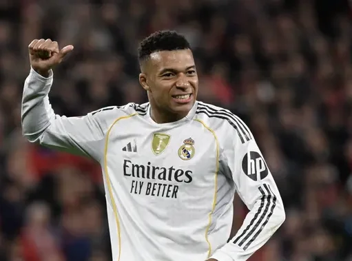 Real Madrid Siap Duetkan Mbappe dan Espi, Mourinho Pilih Formasi 4-4-2 Berlian