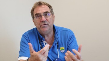 Robert-Alberts-Buka-Suara-soal-Sengketa-Gaji-Persib-Sanksi-FIFA-Akhirnya-Cabut