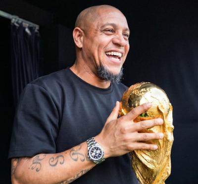 Roberto-Carlos-Masuk-Islam-dan-Menikah-dengan-Souhaila-El-Tahiri