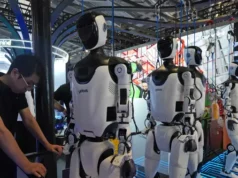 Robot Dubai Menikah dengan Humanoid bernama Moza