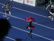 Robot Humanoid China Pecahkan Rekor Lari 100 Meter Usain Bolt