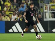 Rodrigo De Paul Cekcok dengan Wasit, Tanyakan Trofi yang Dimenangkan