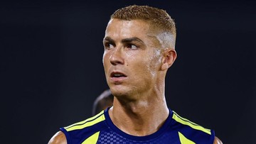 Ronaldo-Berambut-Pirang-Siap-Buka-Musim-Baru-Bersama-Al-Nassr