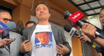 Roy-Suryo-Dukung-Dokter-Tifa-Ajukan-Praperadilan-Penghentian-Penuntutan