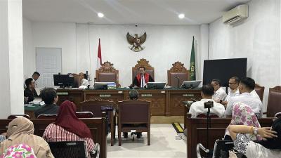 Roy-Suryo-Hadapi-Praperadilan-Ahli-Ganti-Rugi-Salah-Tangkap-Maksimal-Rp100-Juta