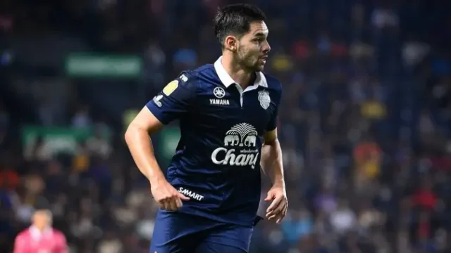 Sandy-Walsh-Absen-Persib-Siap-Hadapi-Bali-United-dengan-Skuad-Lengkap
