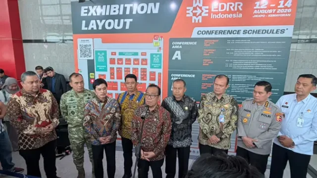 Sejumlah-Menteri-Rayakan-HUT-ke-81-RI-di-Tengah-Bencana-Gempa-NTT