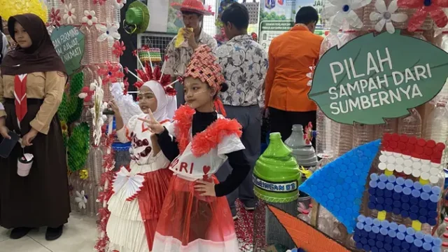 Sekolah-Bersih-Jakarta-Digerakkan-Lewat-Daur-Ulang-di-HUT-RI-ke-81