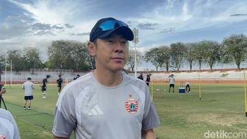 Shin-Tae-yong-Tenaga-Pemain-Persija-Melonjak-Usai-Latihan-di-Thailand