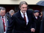 Sir Jim Ratcliffe Membeku Saat Lawan MU Diumumkan di Drawing Champions
