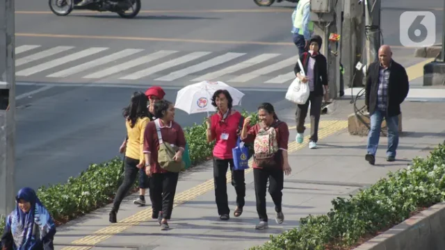 Suhu-Jakarta-Tembus-35-Derajat-Hujan-Ringan-Diprediksi-Sore-di-Barat-dan-Selatan