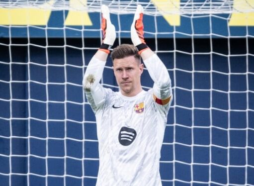 Ter Stegen Debut Cemerlang, Geser Maarten Paes di Gawang Ajax