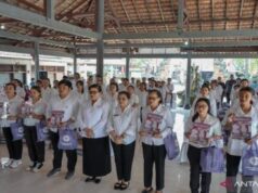 Tim Pembina Posyandu Bali Apresiasi Kader di Badung dengan Bantuan Langsung