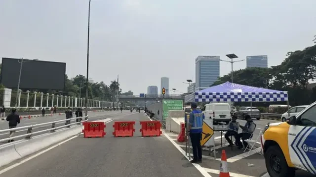 Tol-Dalam-Kota-Kembali-Terbuka-Usai-Kerumunan-di-Sekitar-DPR-Reda