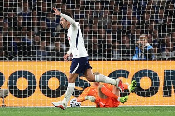 Tottenham Hajar Chelsea 2-1 di Sydney, Richarlison Penentu Kemenangan di Injury Time