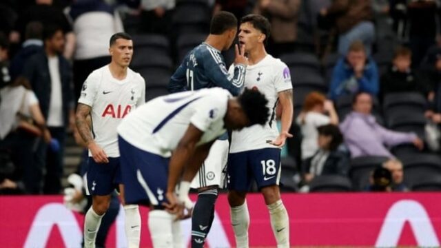 Tottenham-Terpuruk-di-Dasar-Klasemen-Investasi-Rp77-Triliun-Belum-Menunjukkan-Hasil