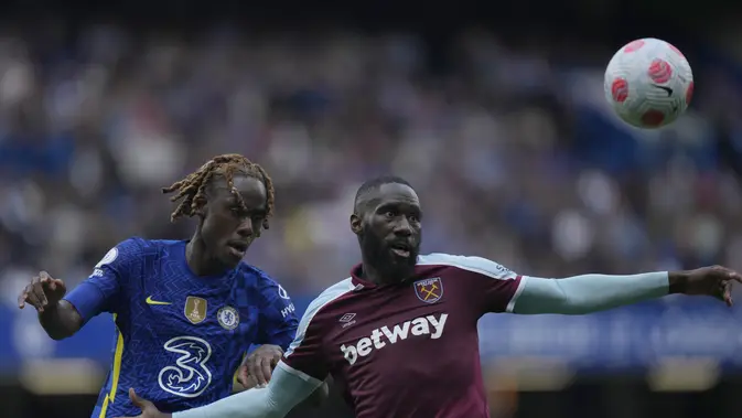 Trevoh Chalobah Resmi Pindah ke Como, Raih Kontrak Hingga 2031