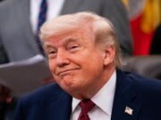 Trump Minta Pemilih Bayangkan Namanya di Surat Suara, Strategi Berisiko Tinggi