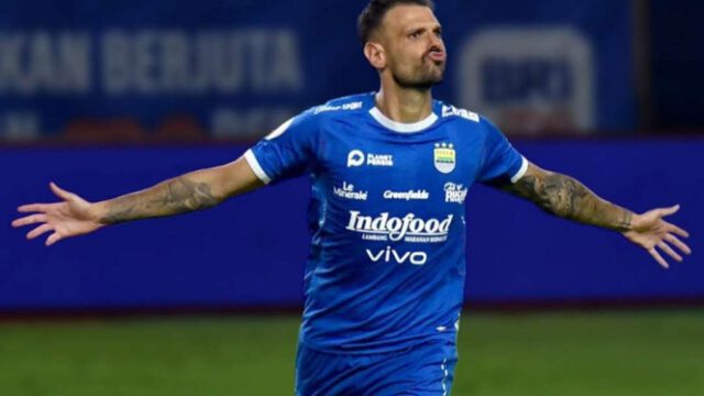 Tyronne-del-Pino-Resmi-Gabung-Persita-Andalan-Baru-di-Lini-Serang