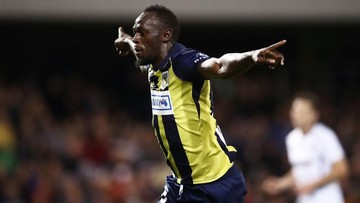 Usain-Bolt-Kembali-Bermain-Bola-Gabung-Klub-Veteran-Inggris