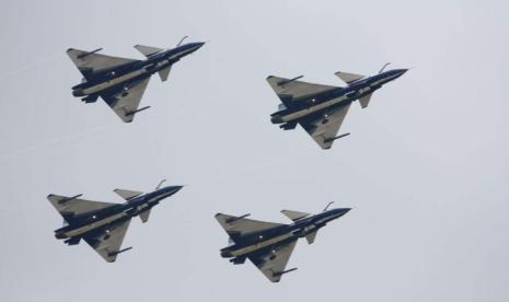 Uzbekistan-Resmi-Gunakan-Jet-Tempur-J-10CE-Buatan-China