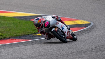 Veda Ega Catat Poin Berharga di Moto3 Inggris, Infantino Bantah Tuduhan Selingkuh